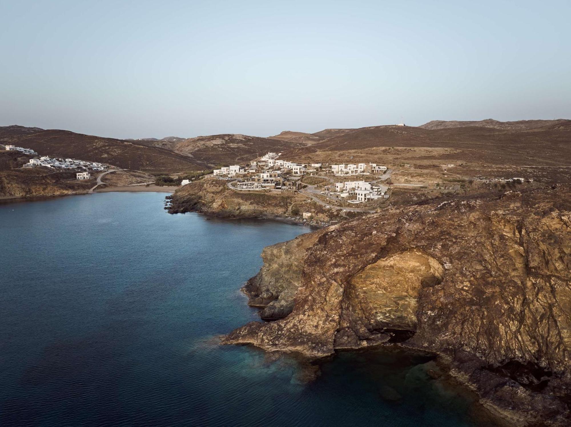 Отель Semeli Coast Mykonos Curio Collection By Hilton Merchia Beach Экстерьер фото