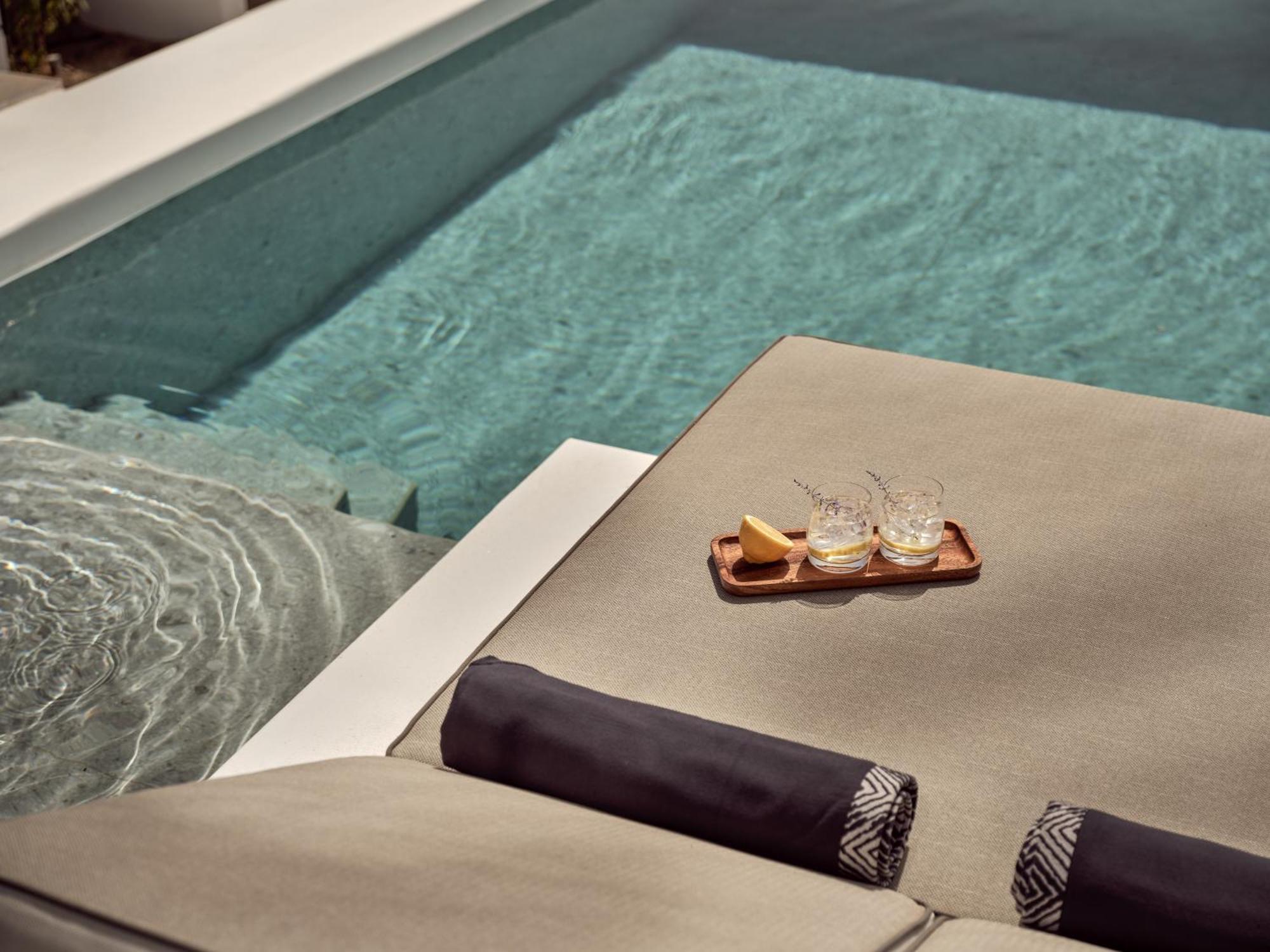 Отель Semeli Coast Mykonos Curio Collection By Hilton Merchia Beach Экстерьер фото