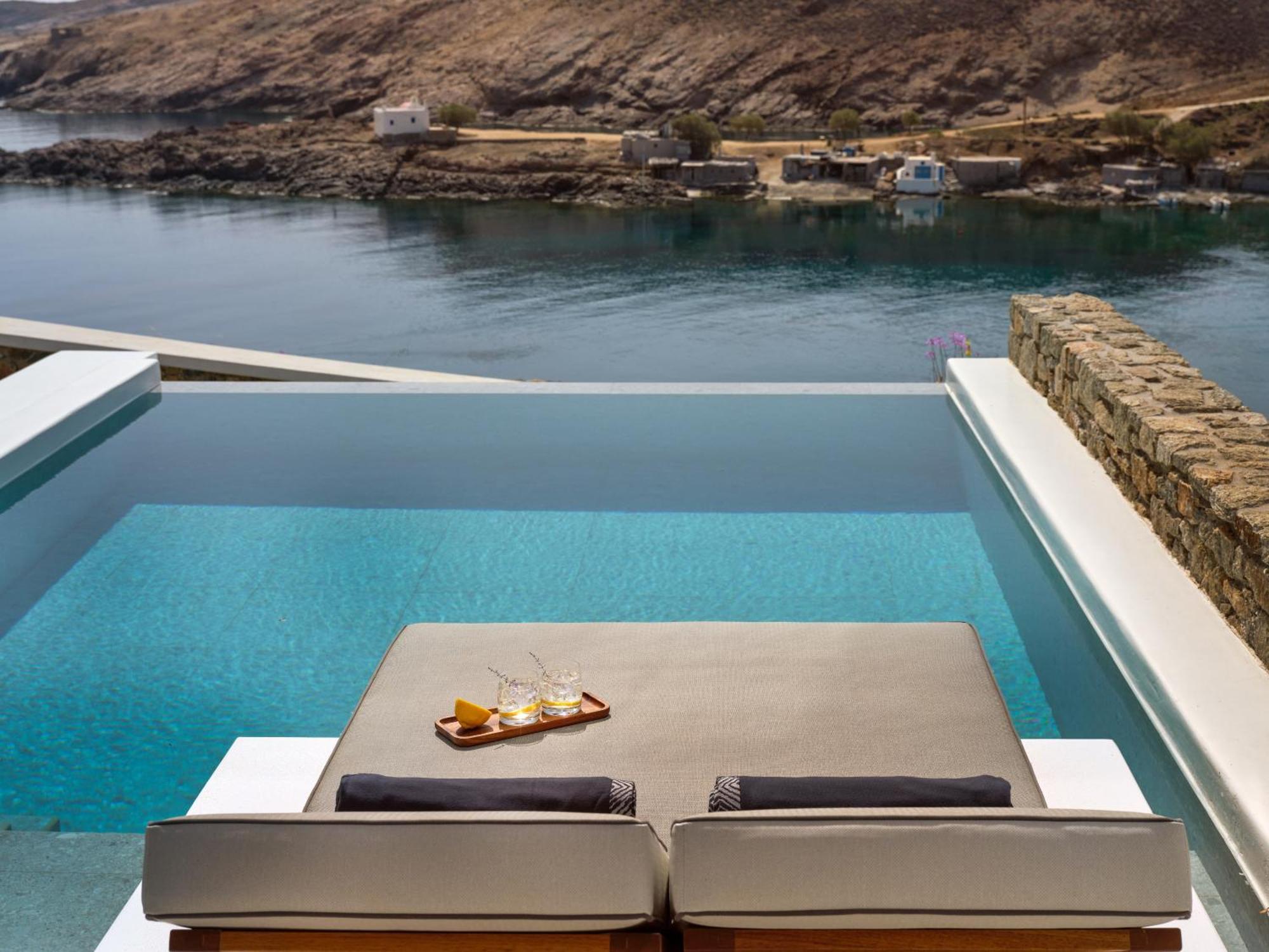 Отель Semeli Coast Mykonos Curio Collection By Hilton Merchia Beach Экстерьер фото