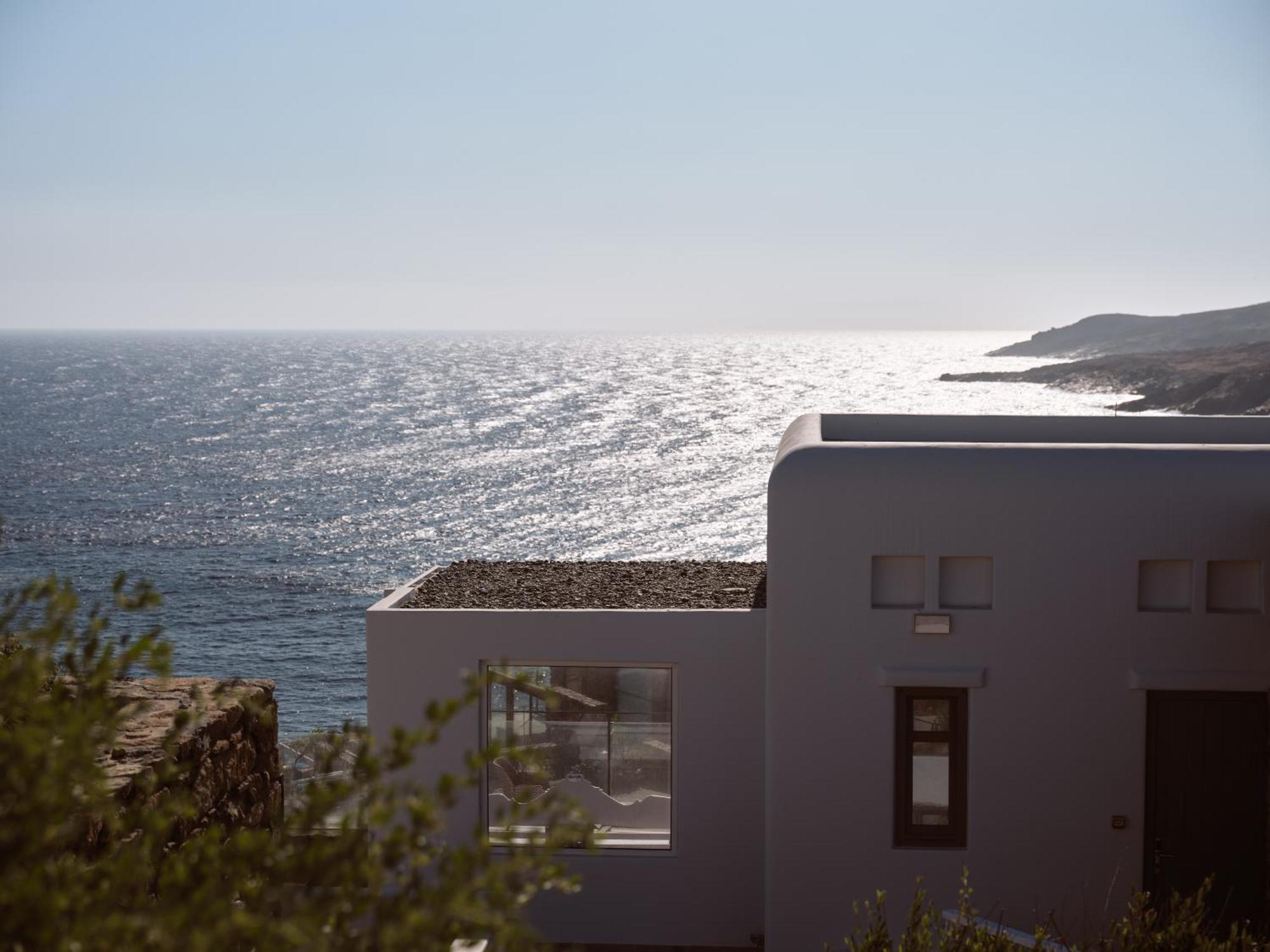 Отель Semeli Coast Mykonos Curio Collection By Hilton Merchia Beach Экстерьер фото